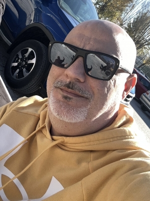 NİHAT ERGİN